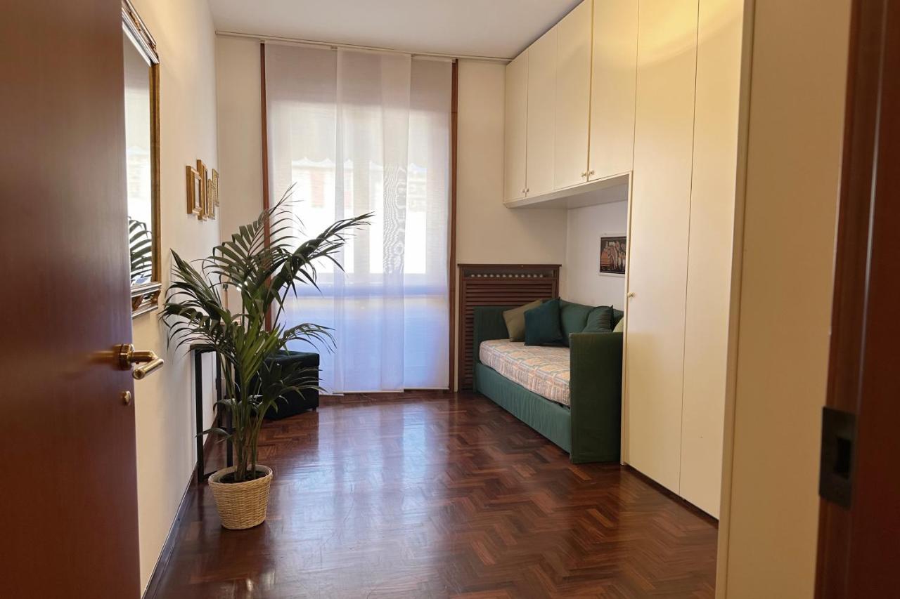 Emeraldway - Bellissimo Appartamento In Zona Sempione-Tre Torri Mediolan Zewnętrze zdjęcie